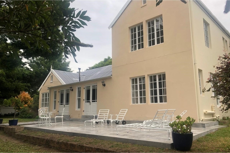 To Let 4 Bedroom Property for Rent in Belvidere Estate Western Cape